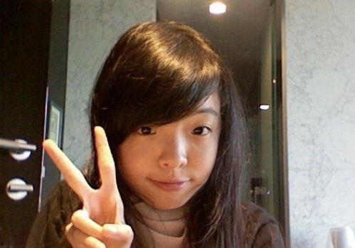 王瑾轩生活照,生活照中的青春风采