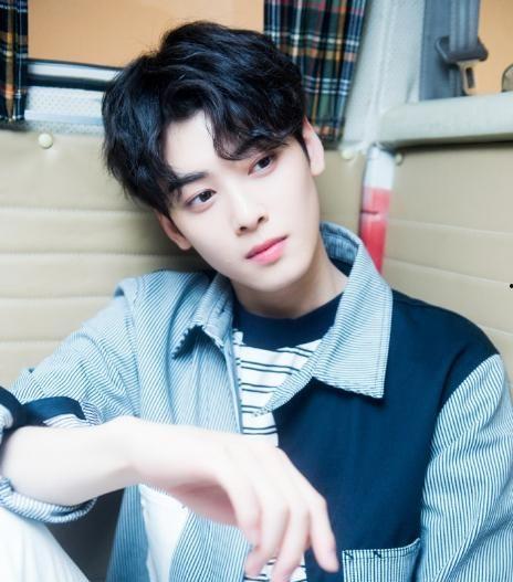 哪些男网红长得帅